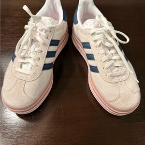 Adidas Women’s Gazelle Sneakers - Cream/Blue with Pink Soles